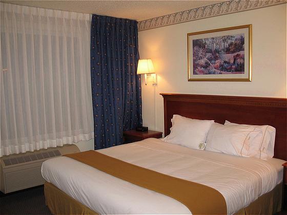 Hotel Express St Croix Valley By Ihg 3*