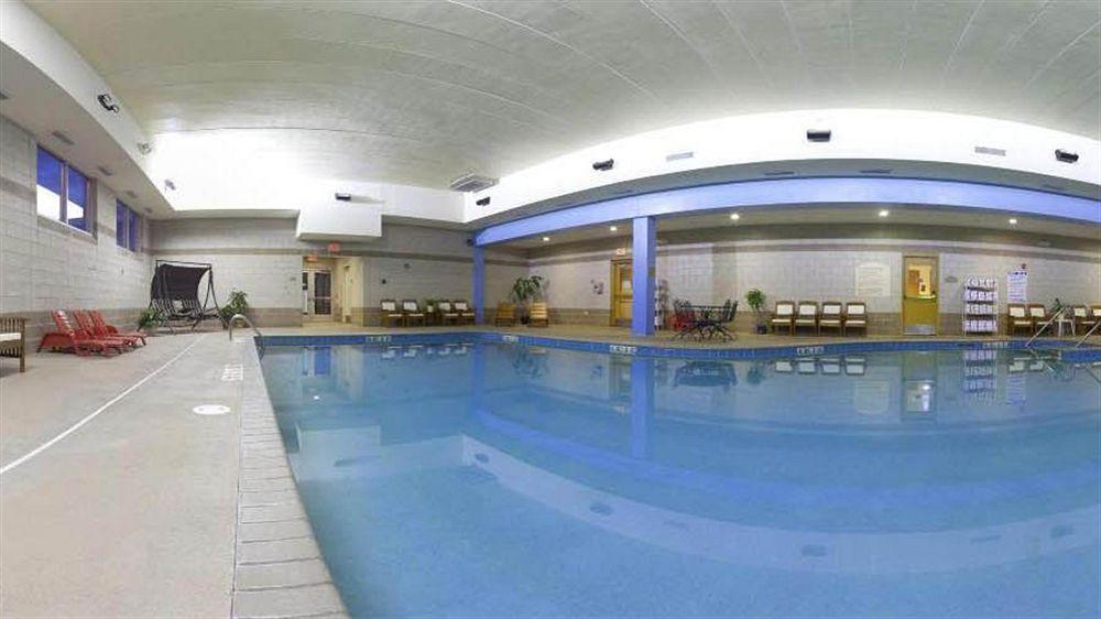 Hotel Express St Croix Valley By Ihg 3*